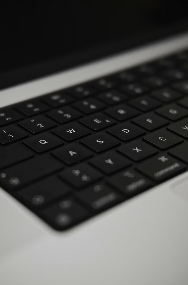 Apple SF Pro and the Invisible System That Makes Every iPhone Feel Right